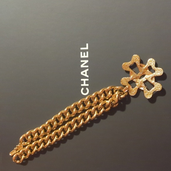 CHANEL Necklace ✨🔥 Ultra-bold • 💯 Authentic • 💎 RARE - Picture 13 of 15